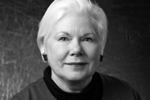 Elizabeth Dowdeswell, the newly-appointed Lieutenant Governor of Ontario, received an honorary Doctor of Science (honoris causa) degree from UOIT in 2013.