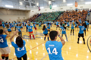 2014 UOIT Orientation leaders meet with first-year students during Day 1 activities inside the Campus Recreation and Wellness Centre at the north Oshawa location (September 2, 2014). 