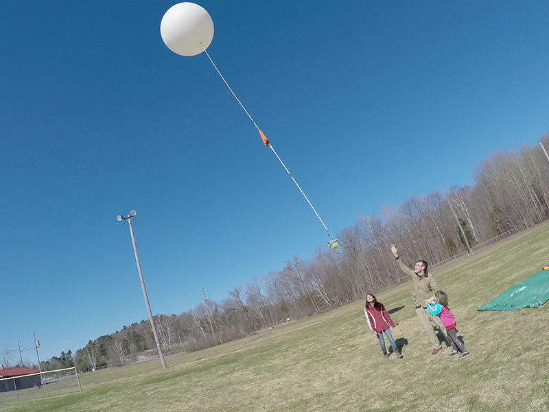 Launching the UOIT weather balloon near Huntsville, Ontario