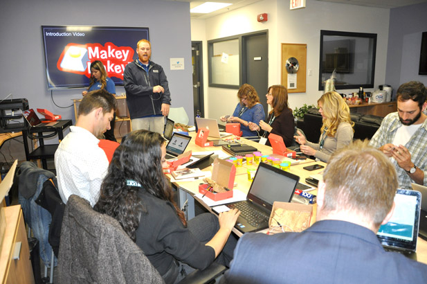 Teachers from across Ontario take part in workshop in Faculty of Education's STEAM-3D Laboratory.