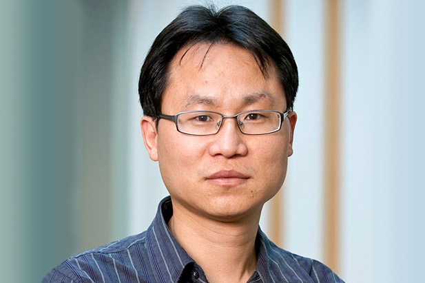 Xiaodong Lin, PhD, Associate Professor, Faculty of Business and Information Technology 