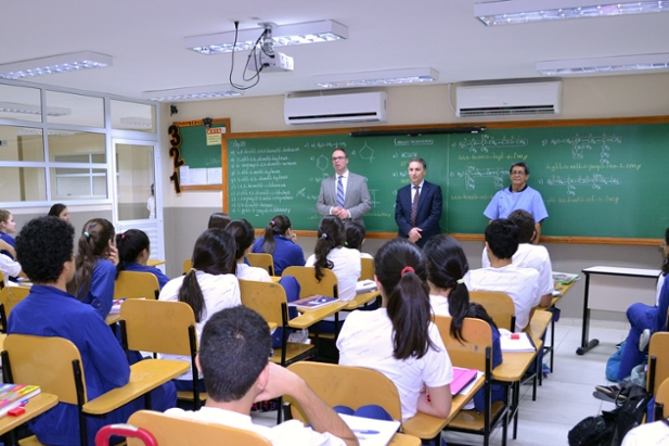 From left: Joe Stokes, Associate Registrar, UOIT; Koral Kanca, Link Education Consulting; and Arthur Ferreira, English Teacher and Director of International Projects, Colégio Lato Sensu (CLS) speak to a classroom full of CLS students in Brazil.