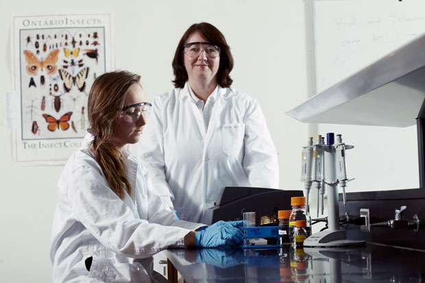 Andrea Kirkwood, PhD (standing) is an Associate Professor and the Undergraduate Program Director in the Faculty of Science at the University of Ontario Institute of Technology.
