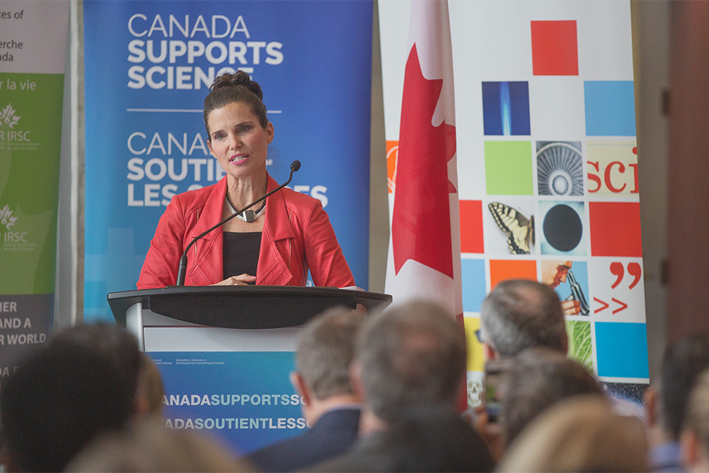 The Honourable Kirsty Duncan, Minister of Science and Sport makes federal research funding announcement at the University of Ontario Institute of Technology (February 11, 2019).