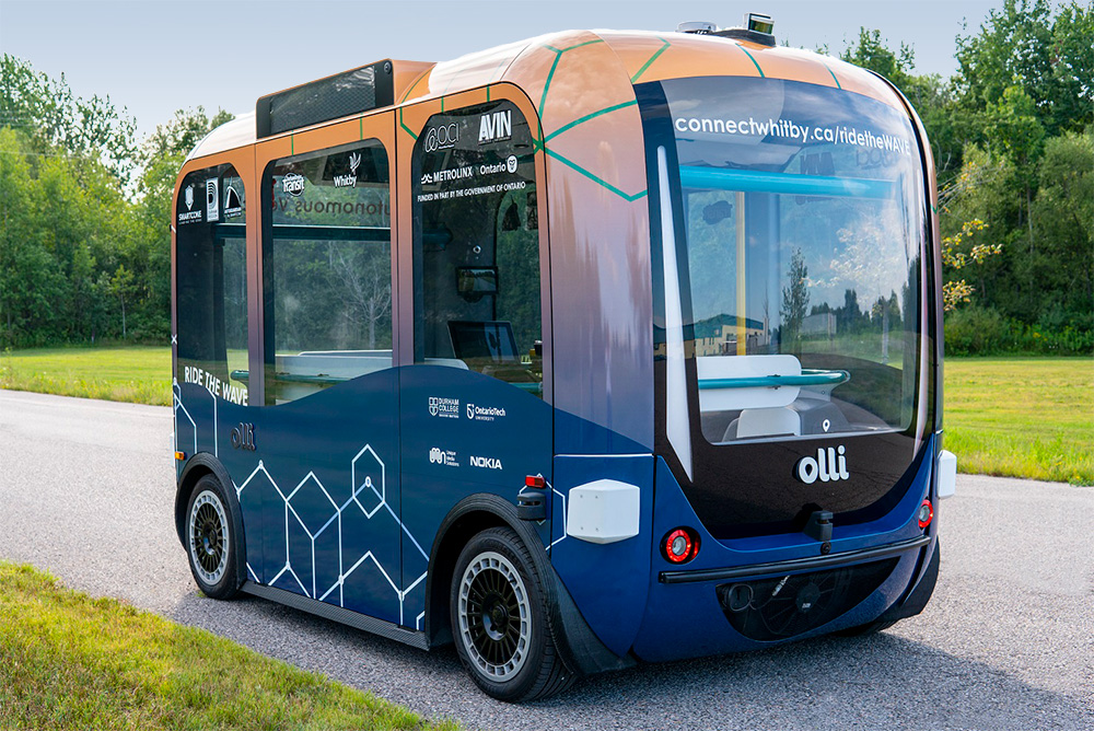 Whitby Autonomous Vehicle Electric shuttle, near the Town of Whitby lakefront.