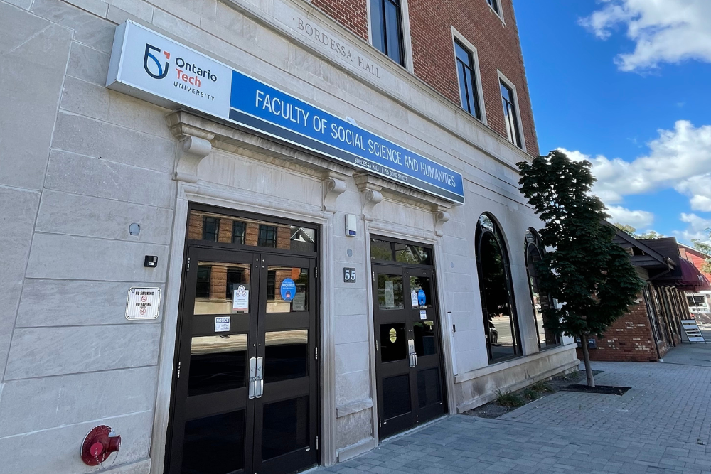 Ontario Tech scholars met with representatives from several community organizations on June 16 at Bordessa Hall to talk about tackling the opioid crisis.