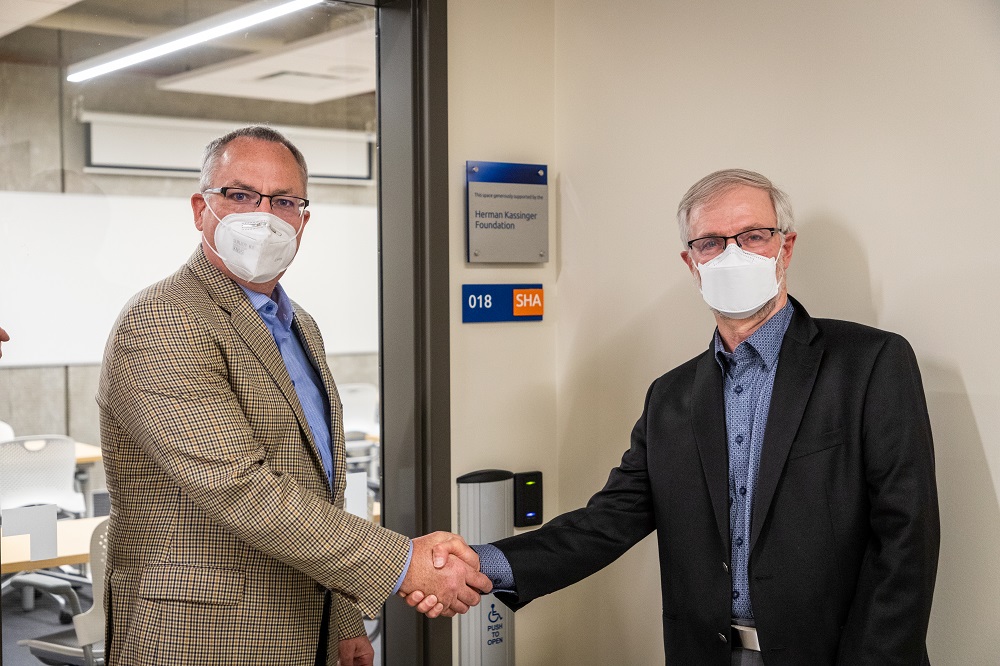 From left: Dr. Steven Murphy, President and Vice-Chancellor, Ontario Tech University and G. Charles S. Morison, Trustee, Herman Kassinger Foundation.