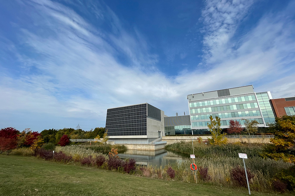 ACE (Automotive Centre of Excellence (left) and the OPG Engineering Building (right) at Ontario Tech University's north Oshawa location.