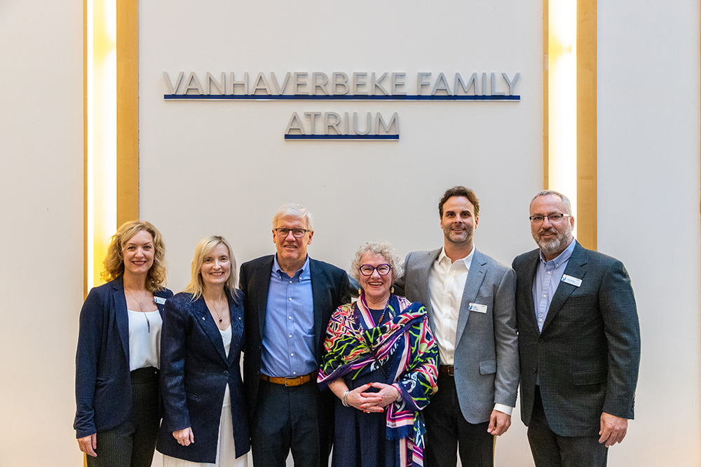 group image of Lee Hays, Executive Director, Advancement and Alumni Relations; Dr. Carolyn McGregor, Interim Dean, Faculty of Business and Information; Ed and Sylvia Vanhaverbeke; James Barnett, Vice-President, Advancement and Alumni Relations; Dr. Steven Murphy, President and Vice-Chancellor, Ontario Tech University.